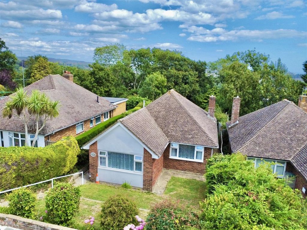 Property photo 1 of 23