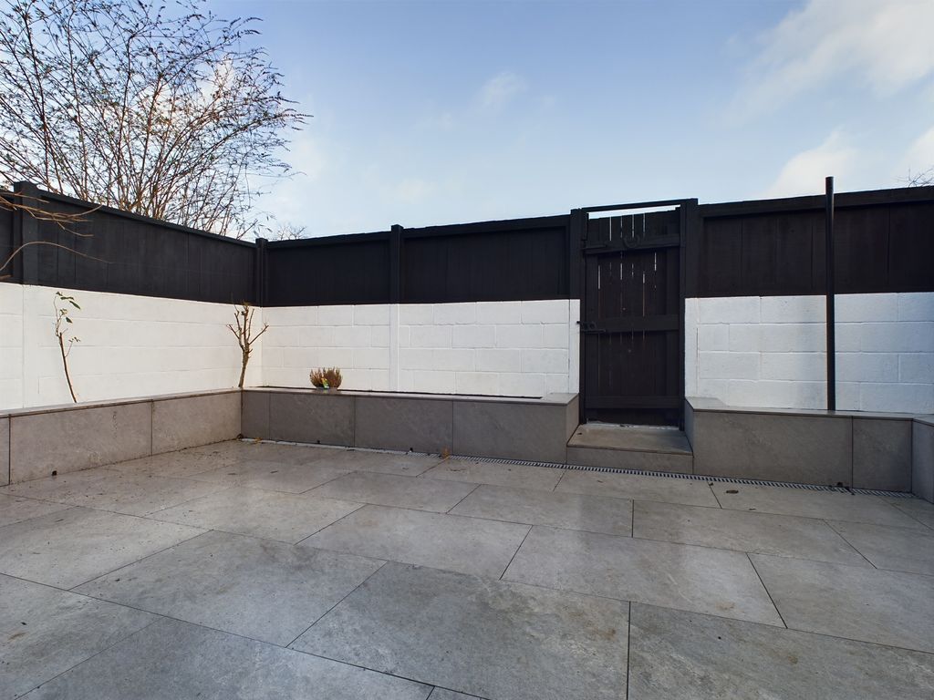 Additional image 17 of 3 bed terraced house to rentHaydn Road, Brighton Hill, Basingstoke RG22