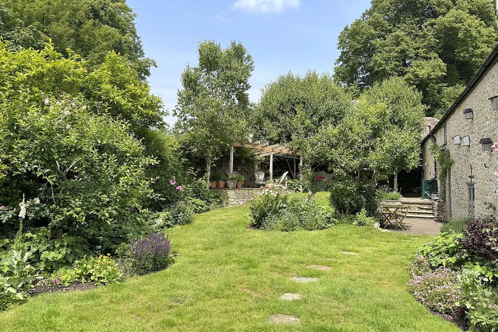 Property photo 2 of 15 Picture No. 06