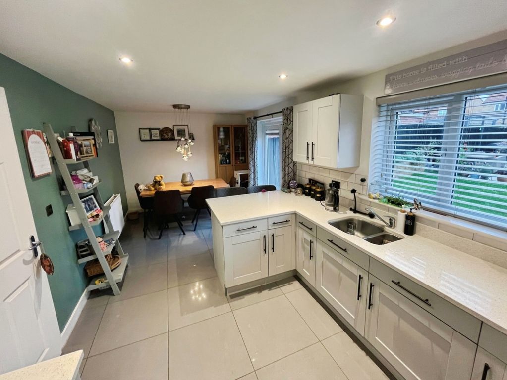 Property photo 2 of 14 Pbox-Img.Jpg