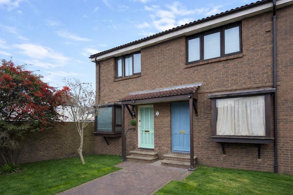 Property photo 1 of 8 External