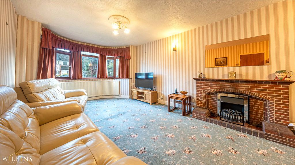 Property photo 3 of 34 Picture No. 27