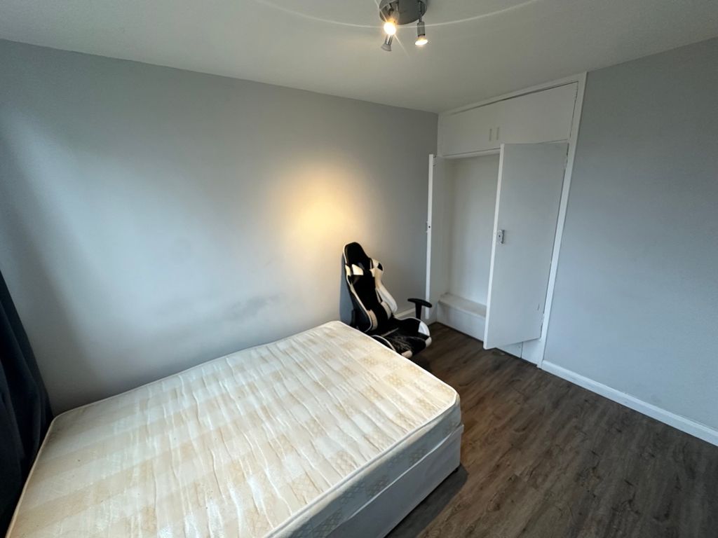 Property photo 2 of 12 Room A
