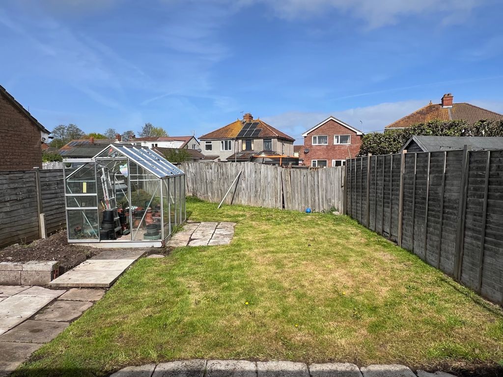 Property photo 3 of 16 Img_0018
