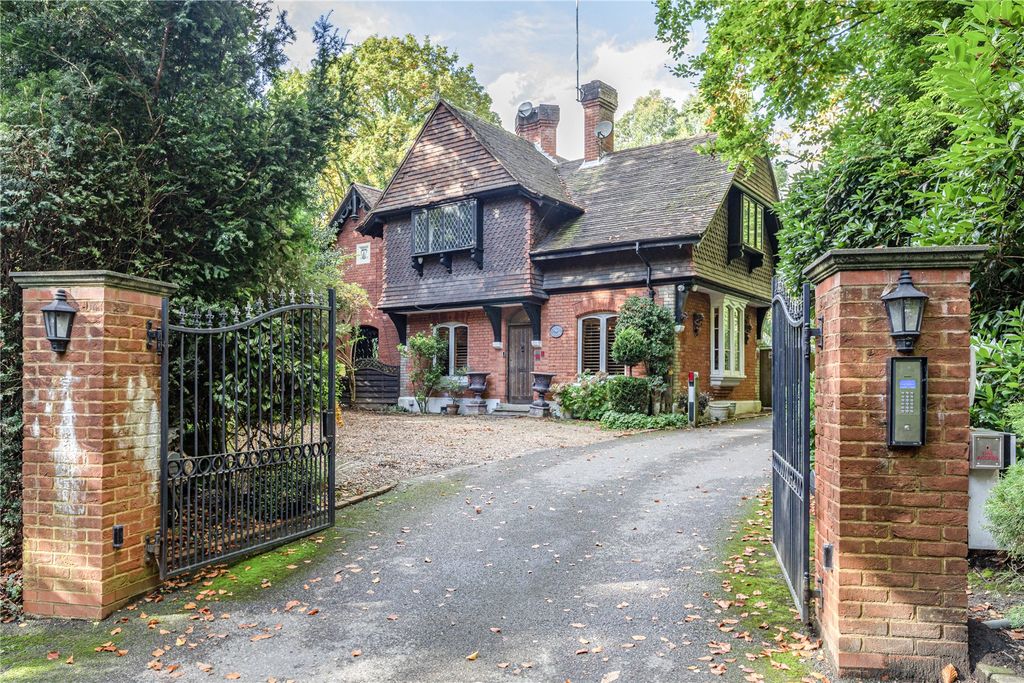 Property photo 1 of 35 Picture No. 32