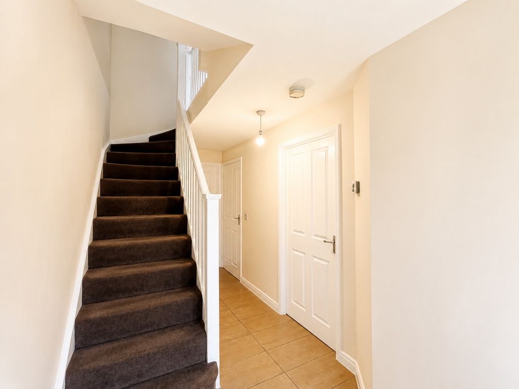 Property photo 3 of 27 5362953