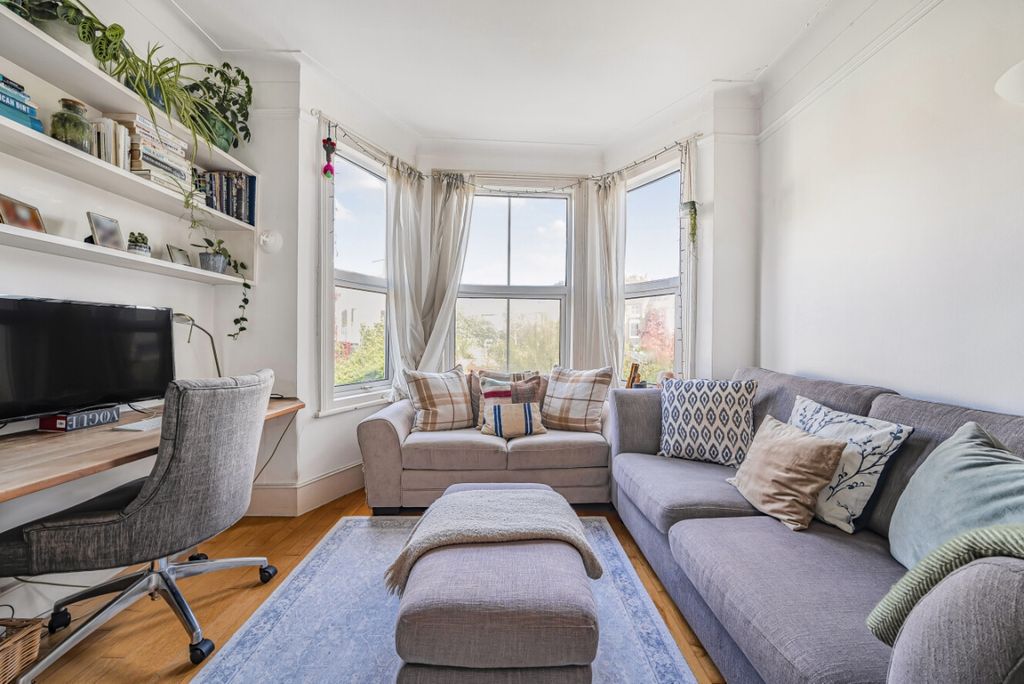 Property photo 2 of 9 1204543 (2)