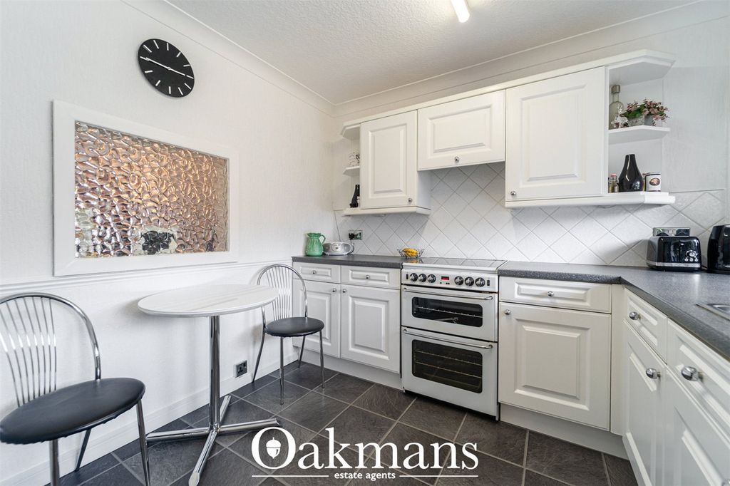 Property photo 2 of 47 Picture No. 24