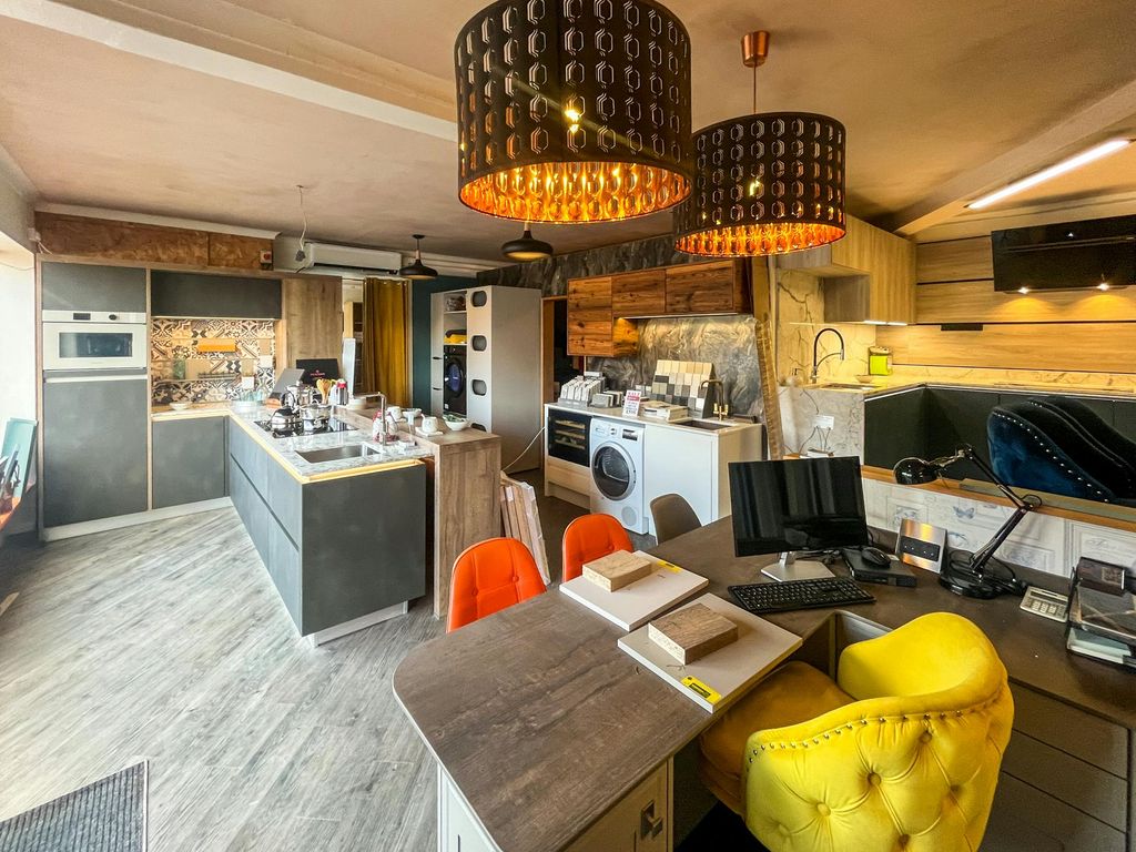 Property photo 3 of 4 1.Jpg