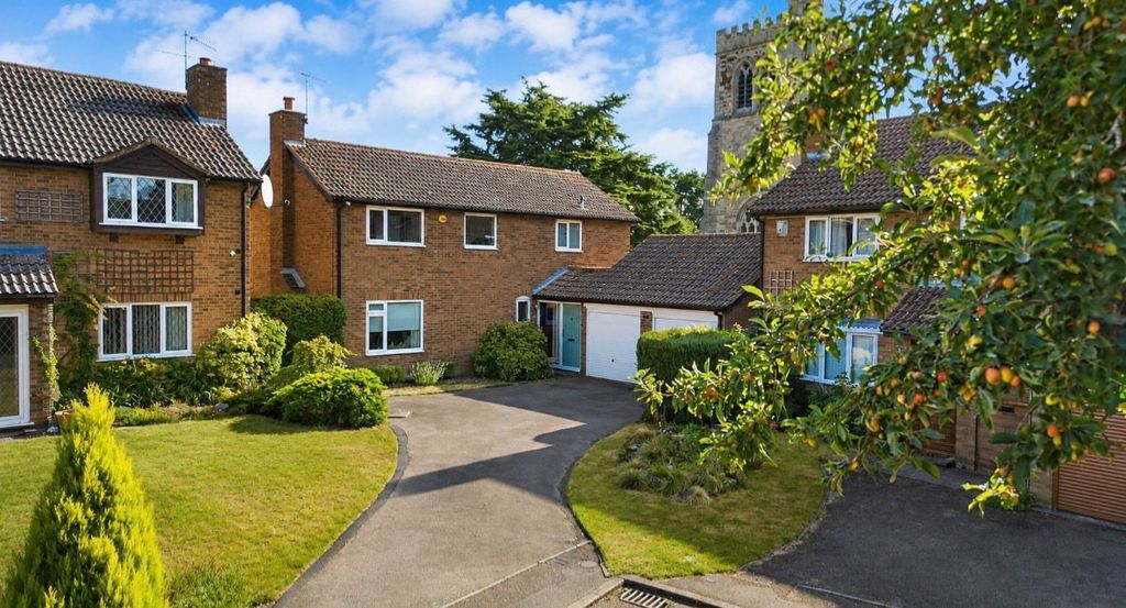Property photo 1 of 33