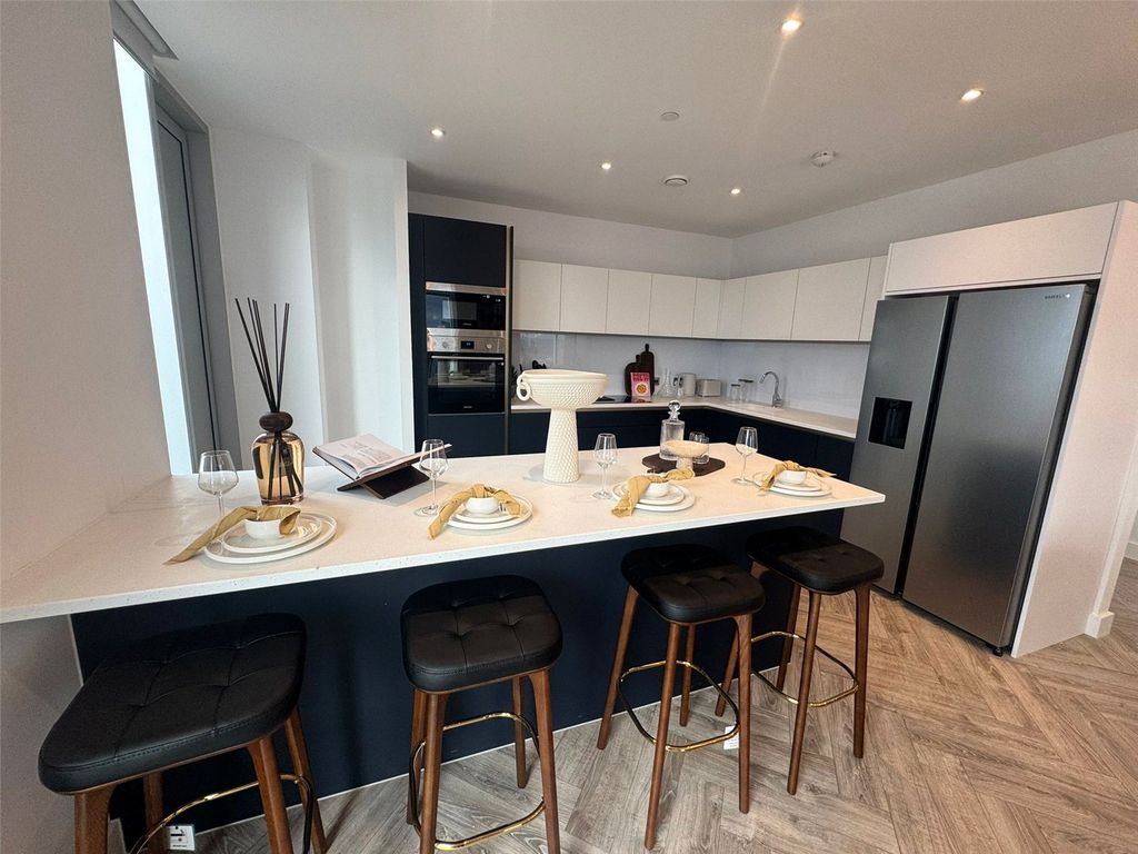 Property photo 3 of 13 Picture No. 02