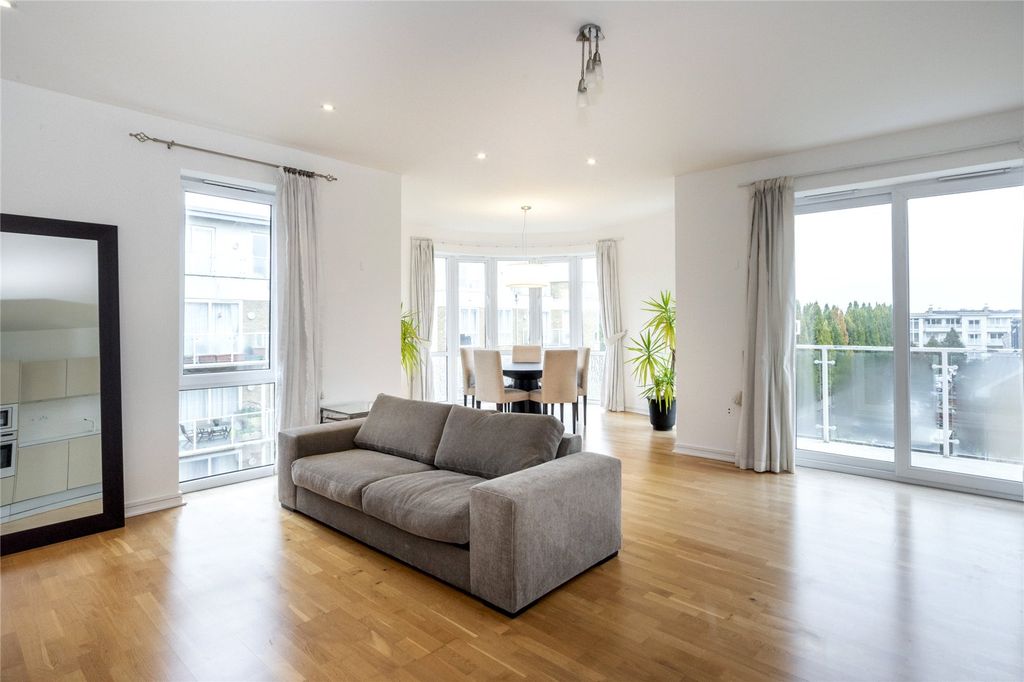 Property photo 2 of 10 Picture No. 02