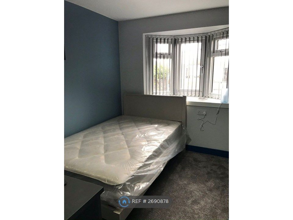 Property photo 3 of 4