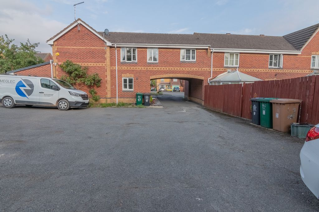Property photo 1 of 20