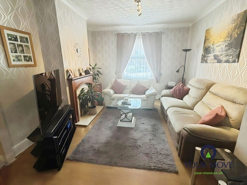 Property photo 2 of 13 Pbox-Img.Jpg