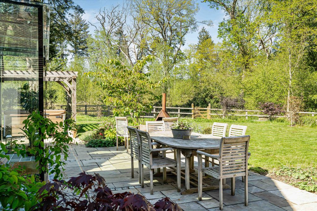 Property photo 2 of 29 Image