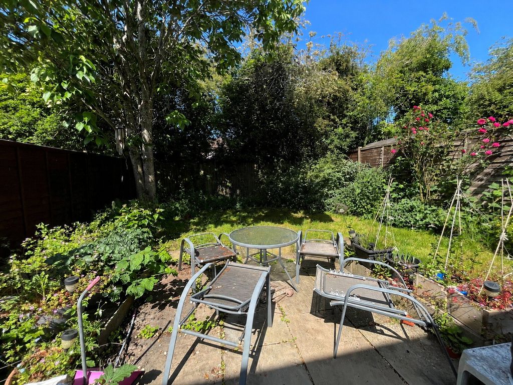 Property photo 2 of 18 Picture No. 34