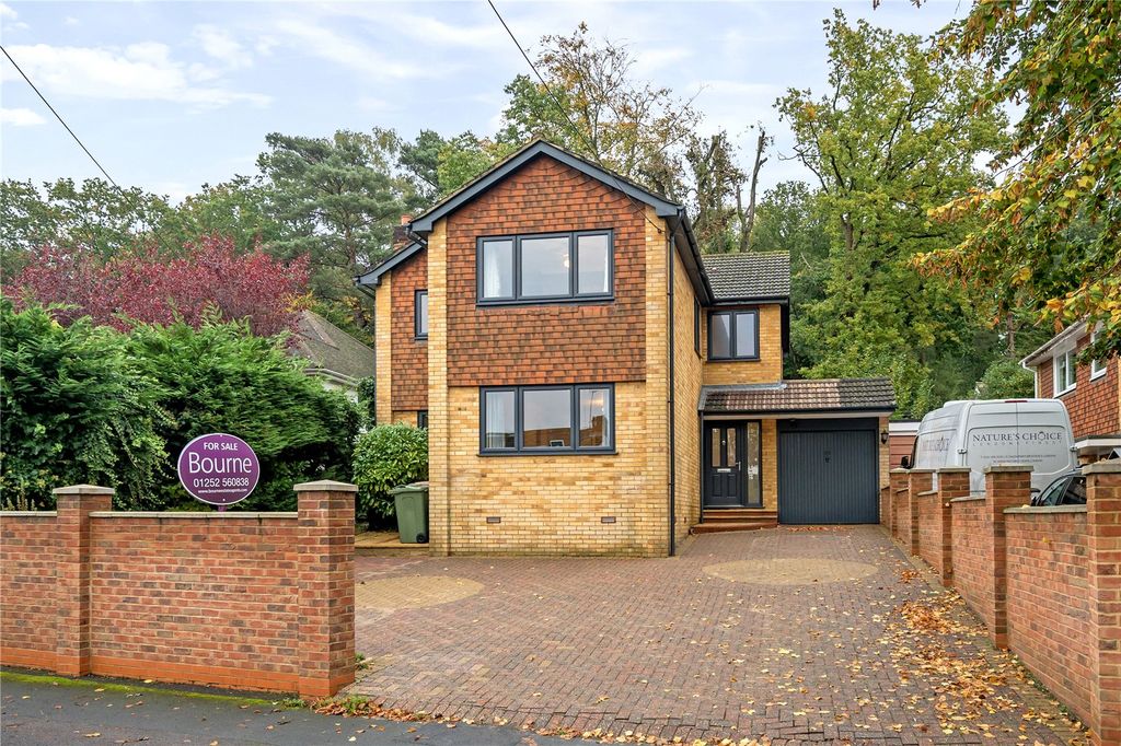 Property photo 1 of 24 Picture No. 10