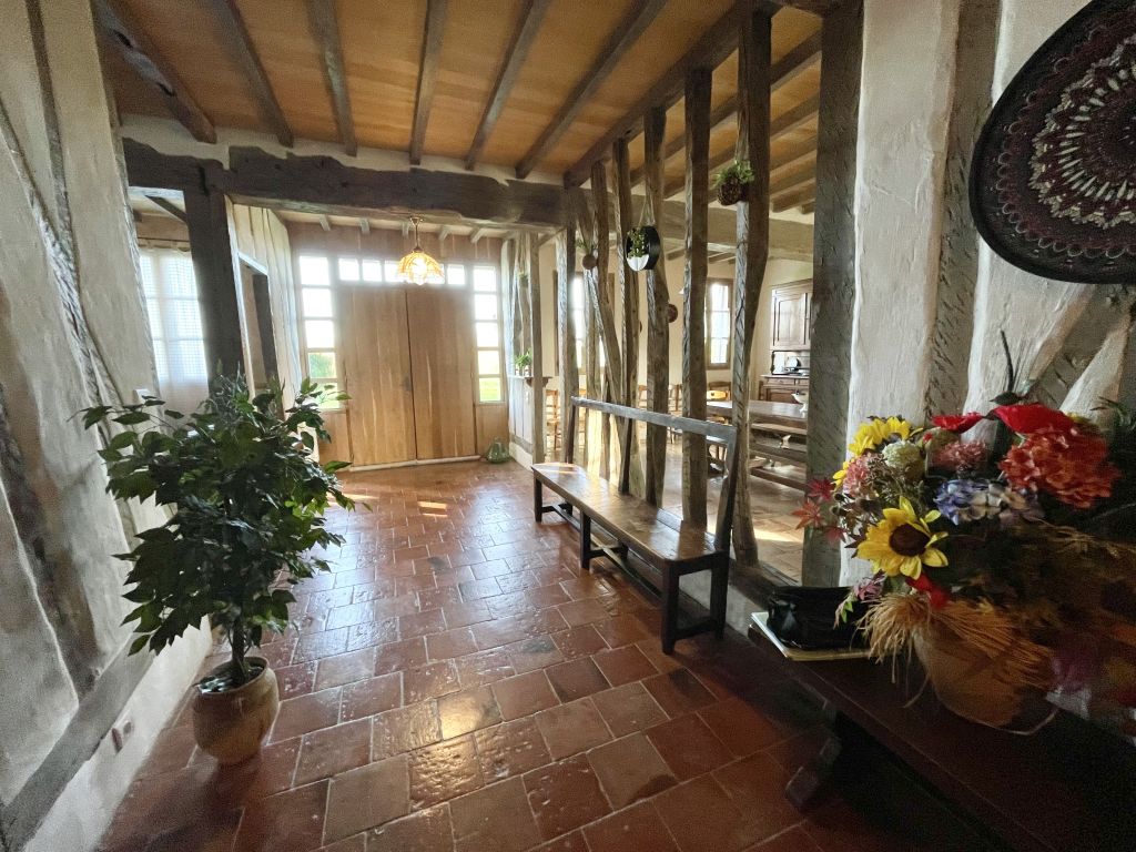 Property photo 2 of 22