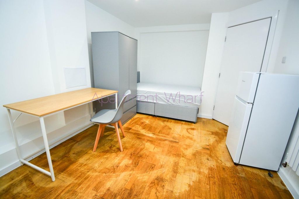 Property photo 3 of 6