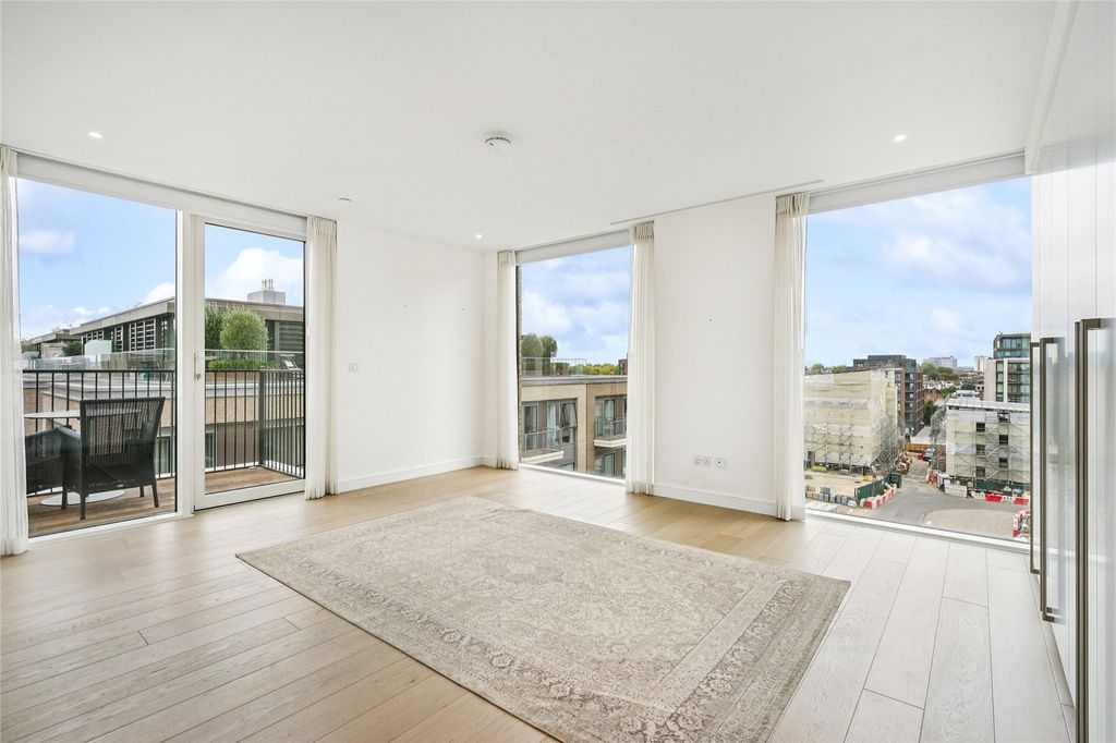 Property photo 3 of 15 Picture No. 10