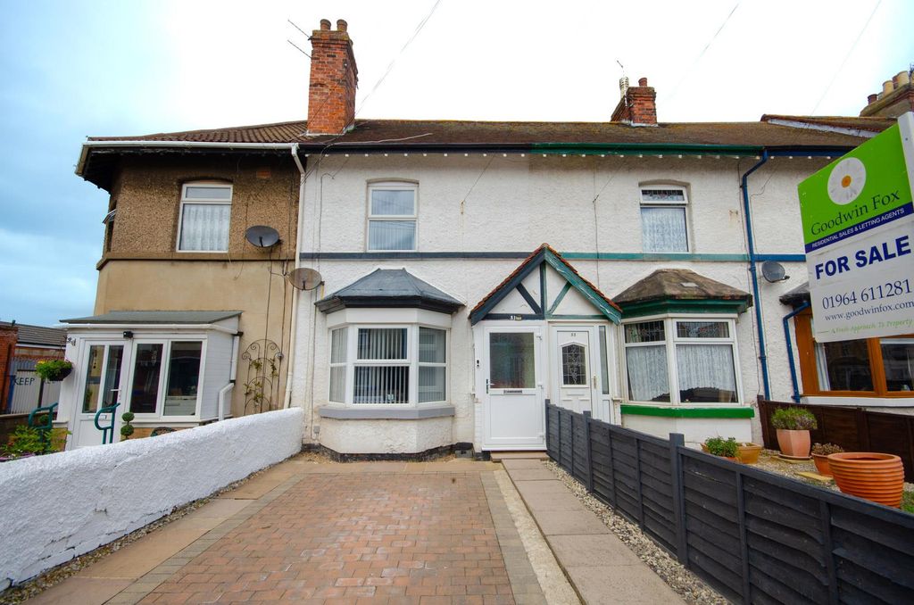 Property photo 1 of 25