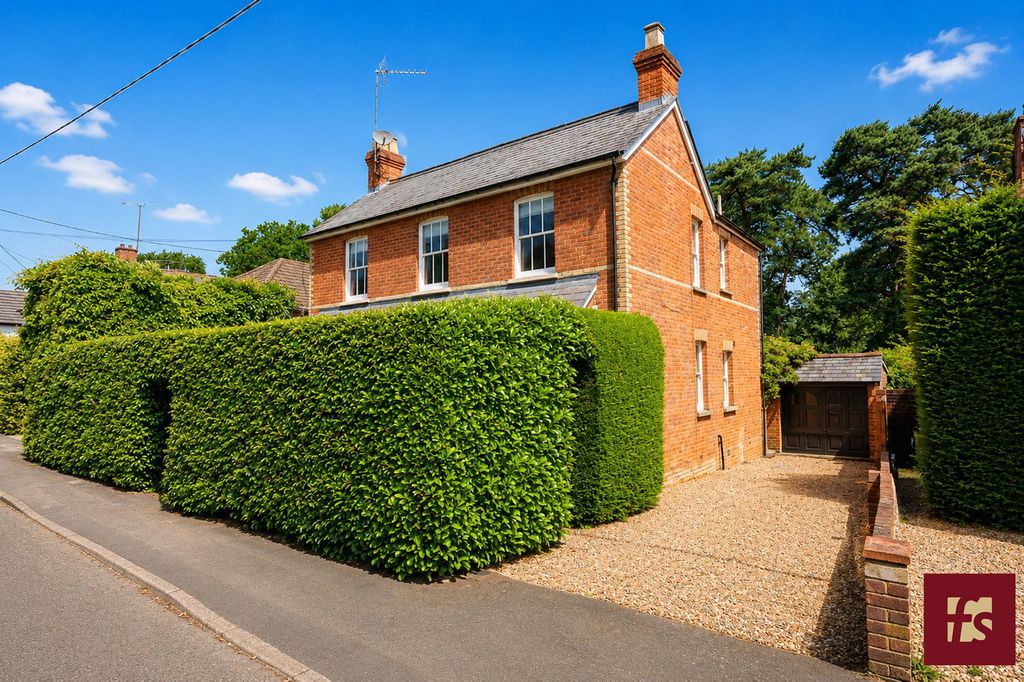 Property photo 1 of 48