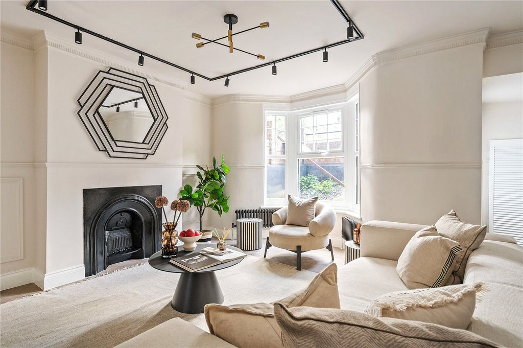 Property photo 2 of 12 Reception Room