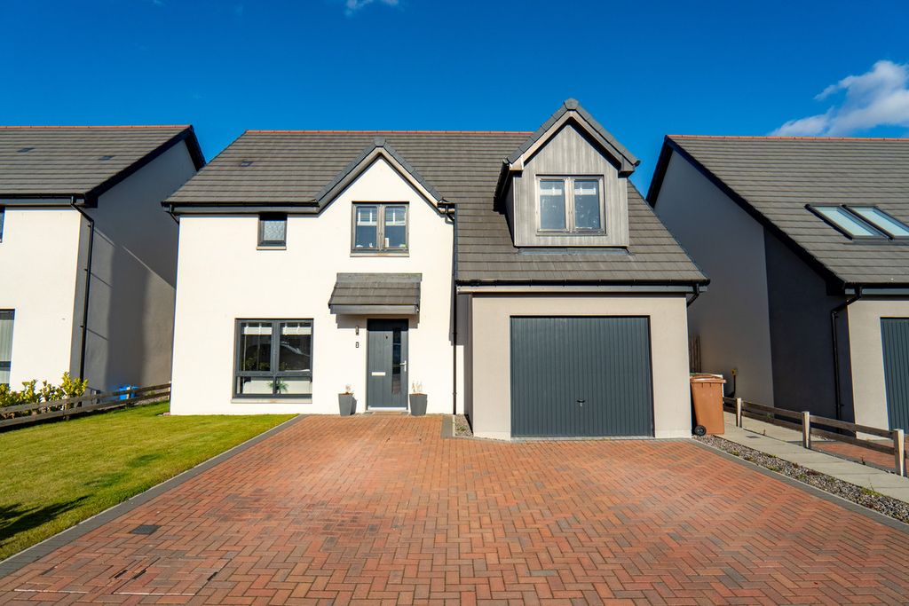 Property photo 1 of 37