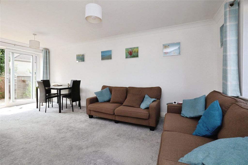 Property photo 2 of 12 Picture No. 02