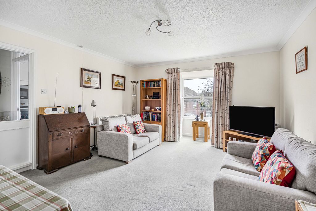 Property photo 2 of 15