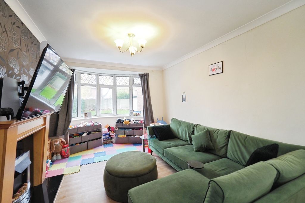 Property photo 3 of 17 Onp71664