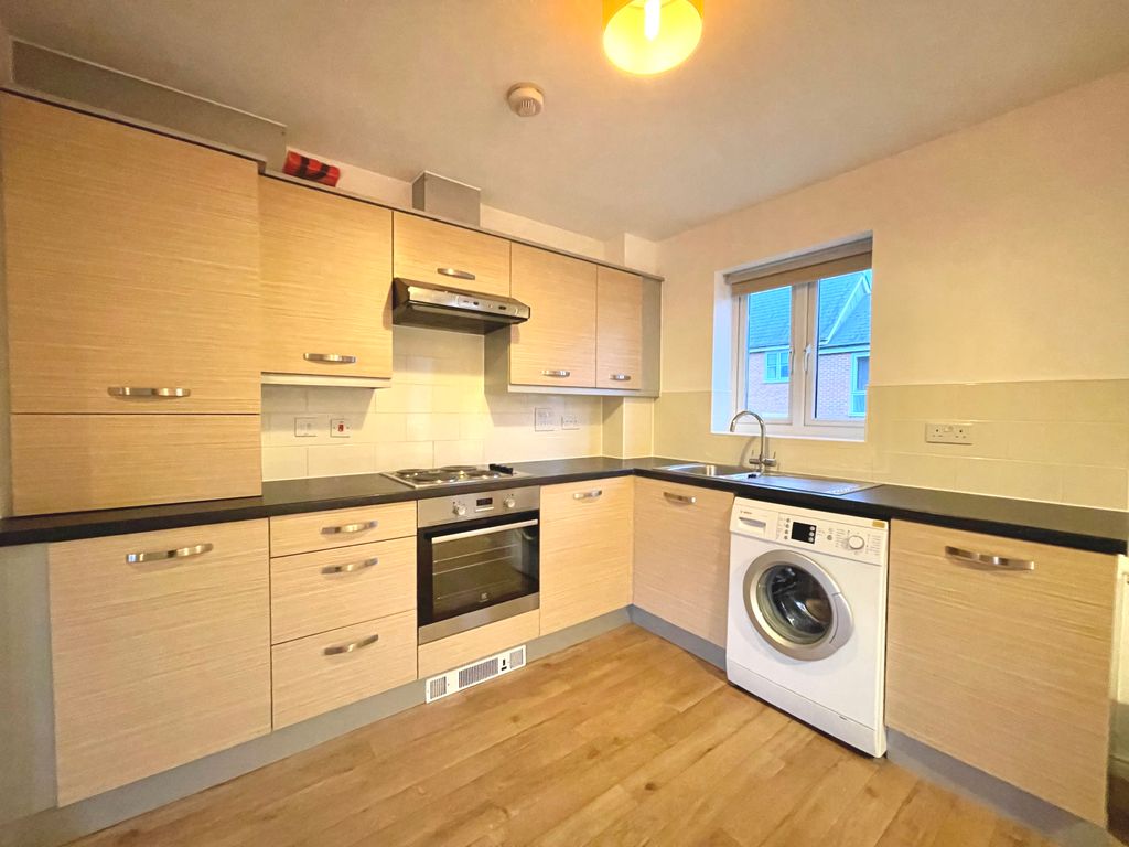 Property photo 2 of 9