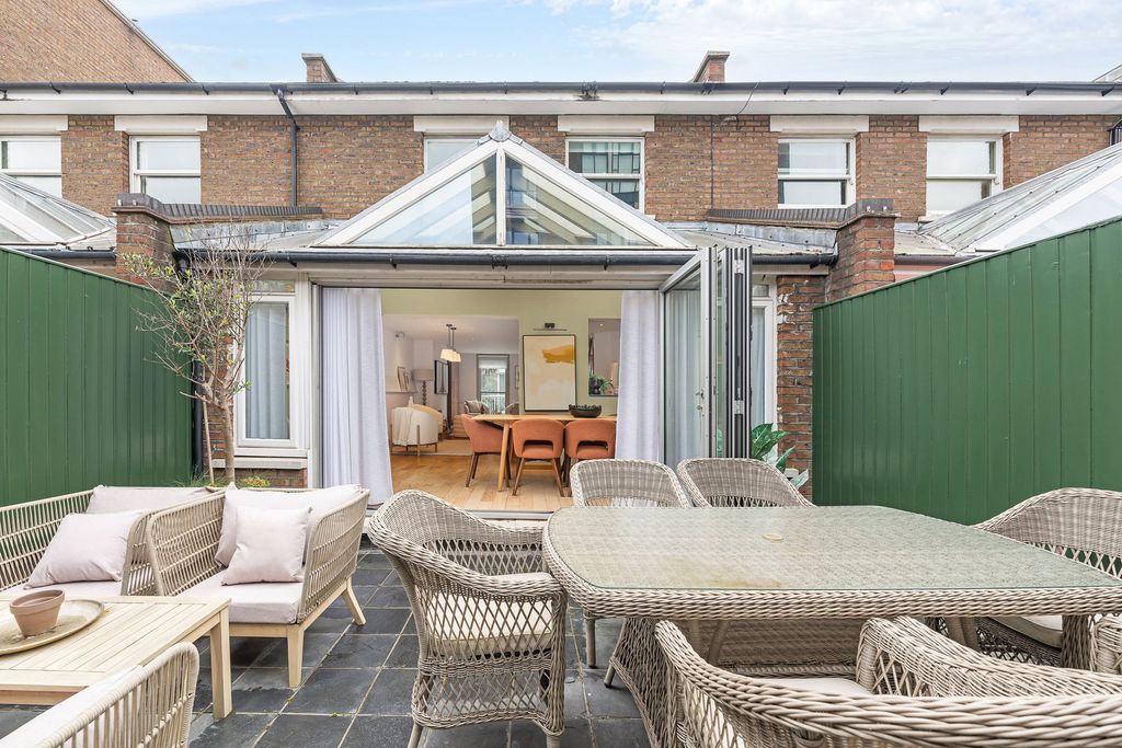 Property photo 3 of 46