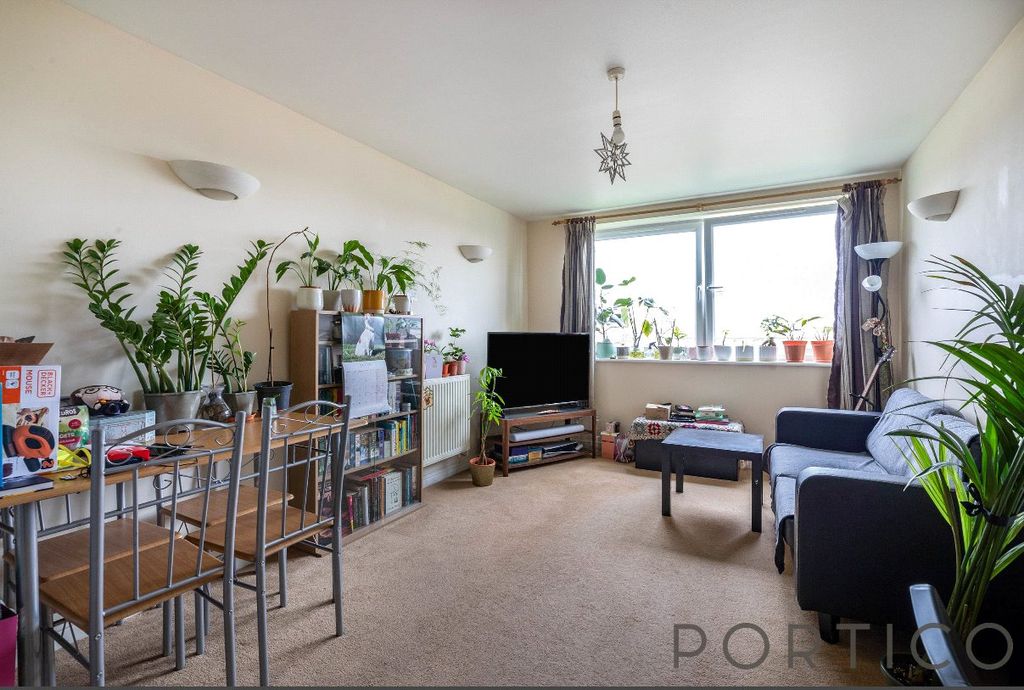 Property photo 2 of 7 Picture No. 08