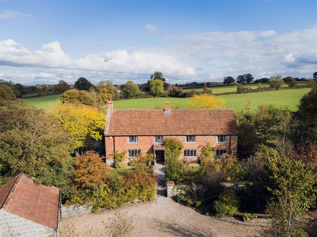 Property photo 1 of 31 Front.Jpg