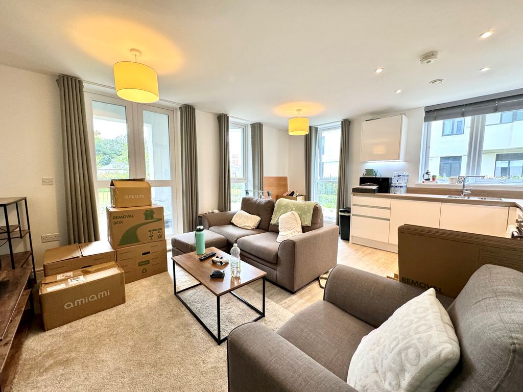 Property photo 2 of 7