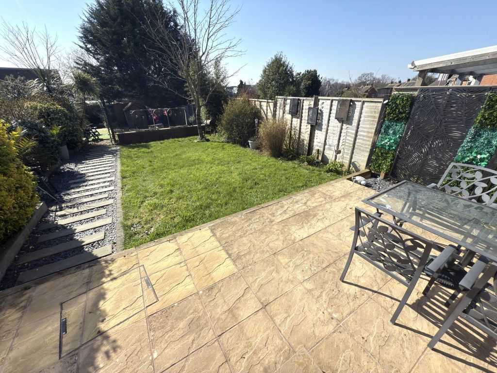 Property photo 3 of 15