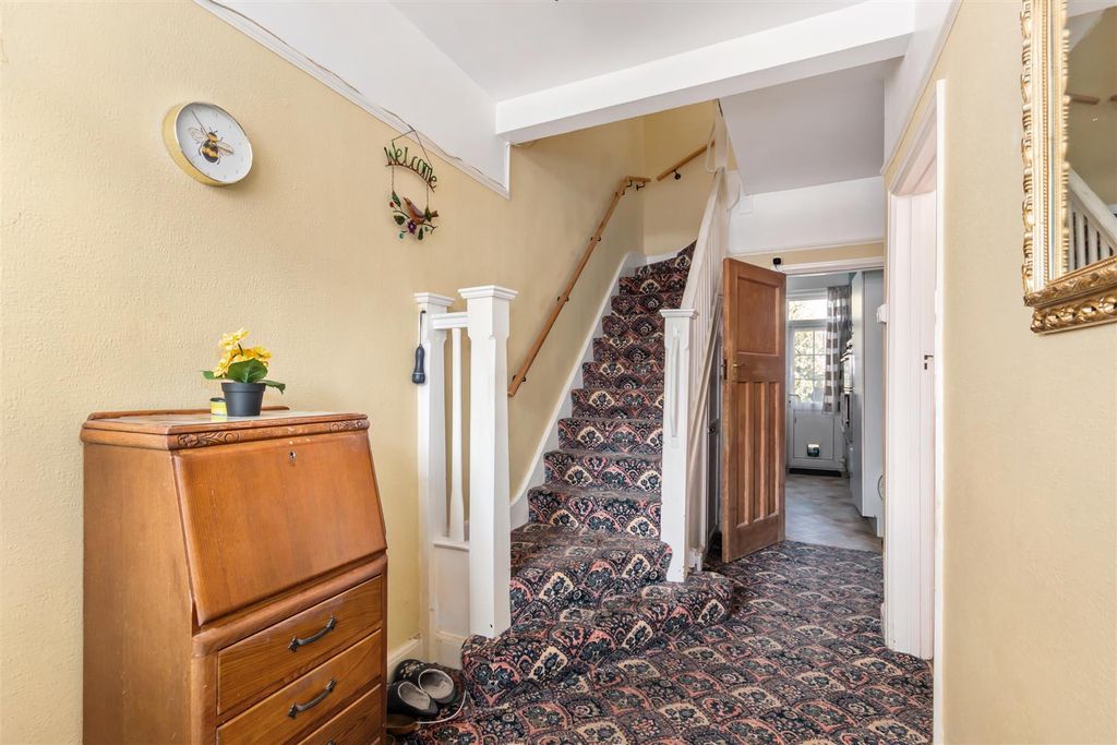 Property photo 2 of 12 Cherrywood Lane