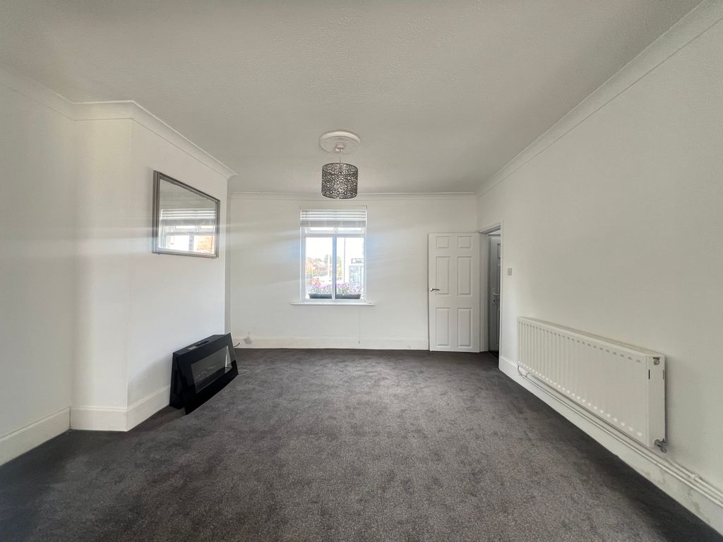 Property photo 2 of 12 Annex