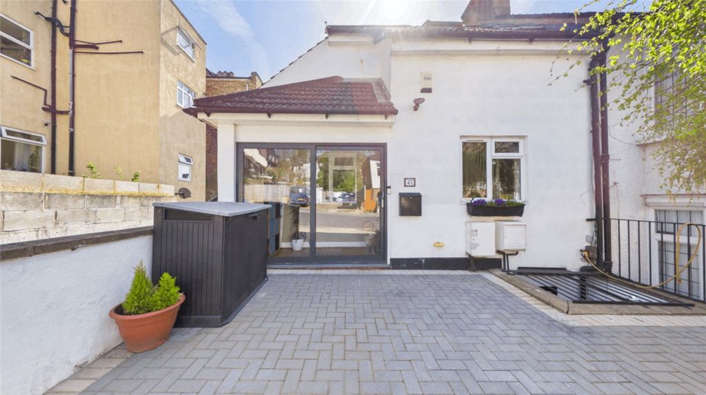 Property photo 1 of 55 Picture No. 55