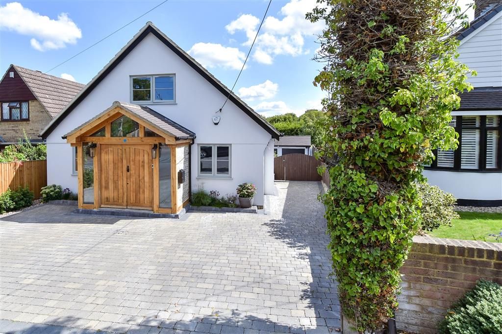 Property photo 1 of 19 External (Brochure)*