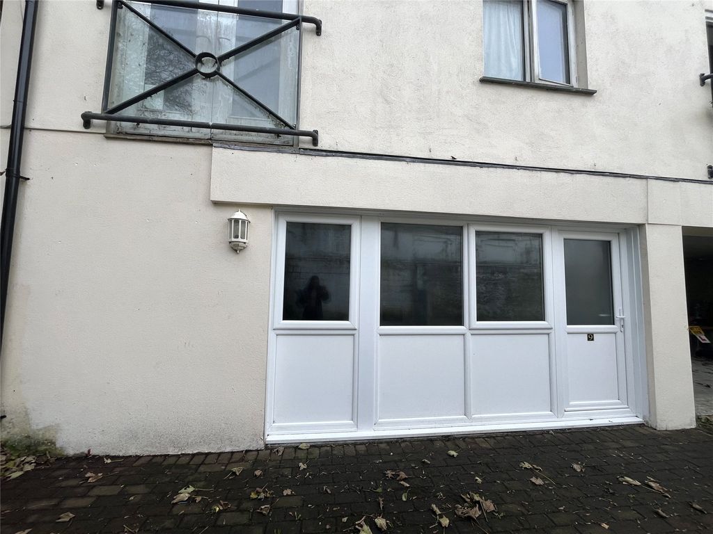 Property photo 2 of 10 Picture No. 02