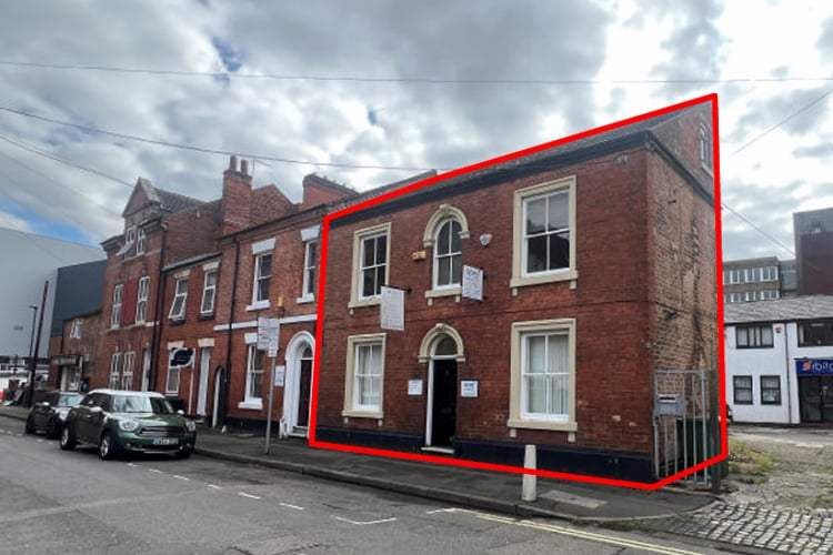 Property photo 1 of 8