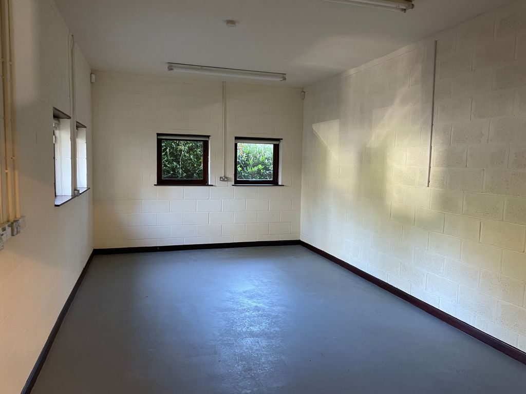 Property photo 2 of 7 Photo 2