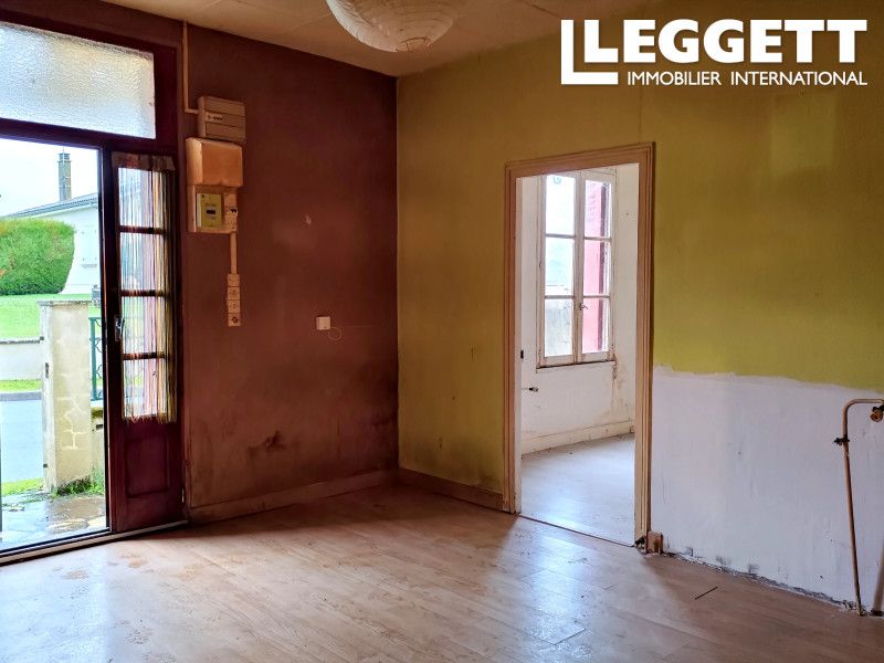 Property photo 2 of 10