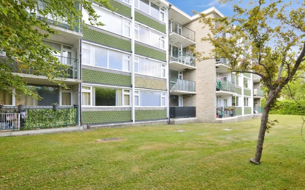 Property photo 1 of 10 4980862