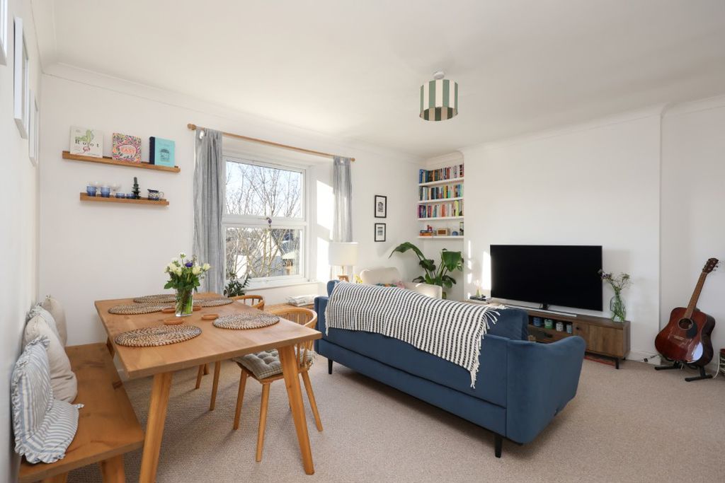 Property photo 2 of 13 Sitting Room