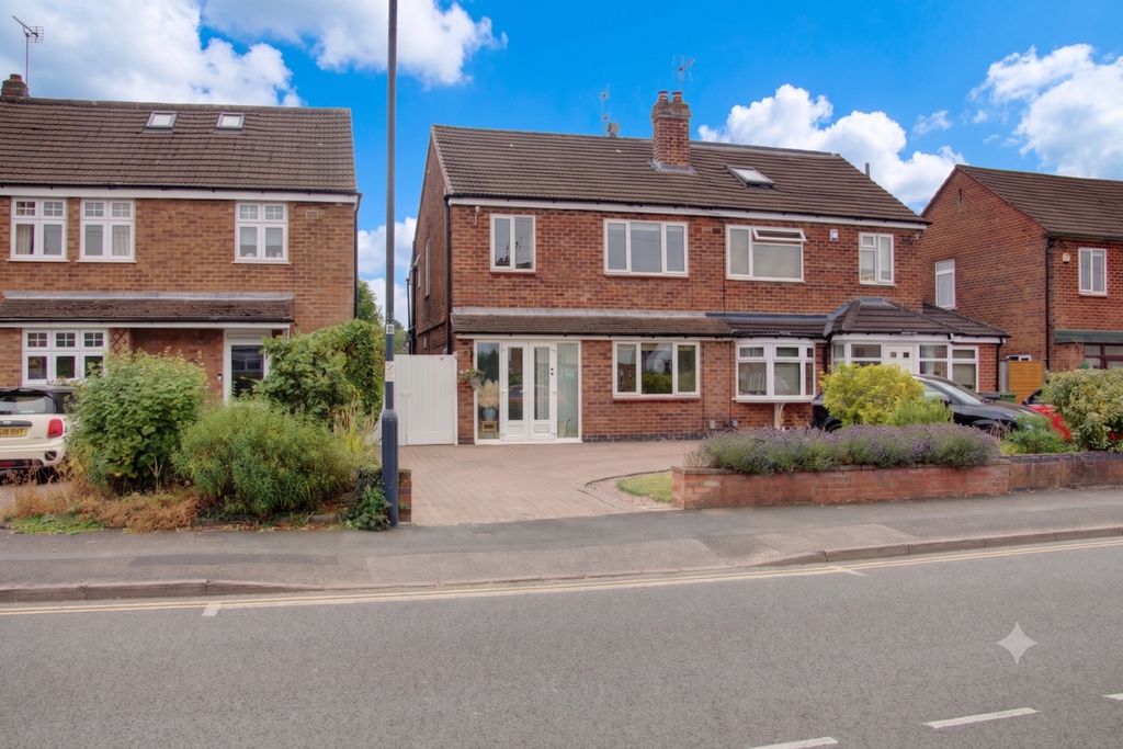 Property photo 1 of 11 Queens Road - Matt Clinton Ewemove Kenilworth