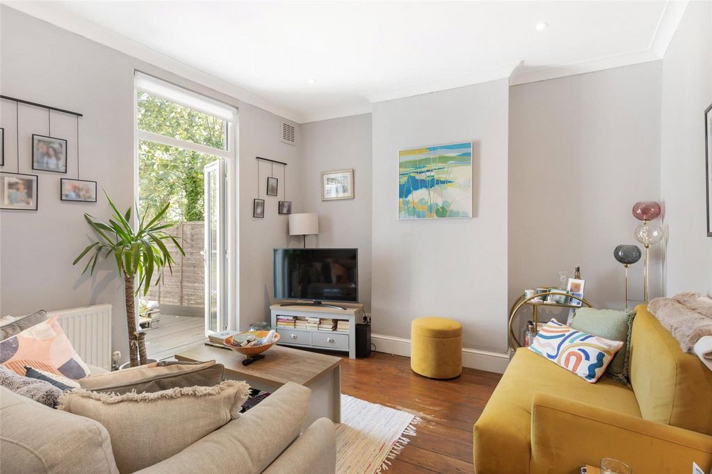 Property photo 1 of 17 Picture No. 06
